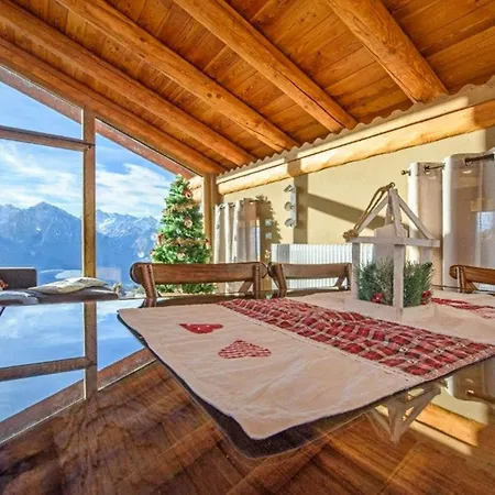 Appartement Historic At 1600m With Mountains Views
